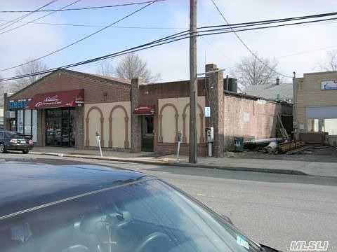 2nd image of 306 Main St