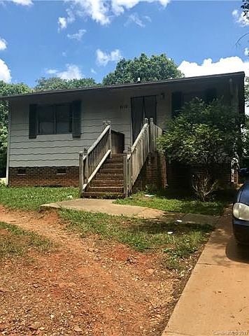 2nd image of 3112 Celia Ave