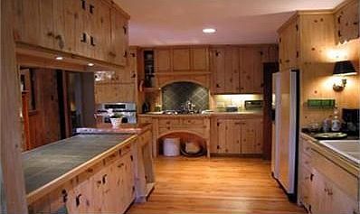 2nd image of 1690 Glen Dee Dr