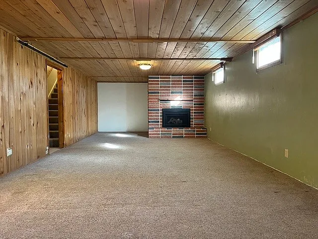 735 Park Ln — Photo 9