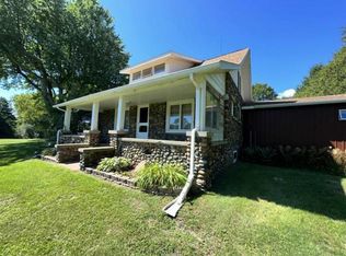 3091 Lakeshore Rd, Deckerville, MI 48427