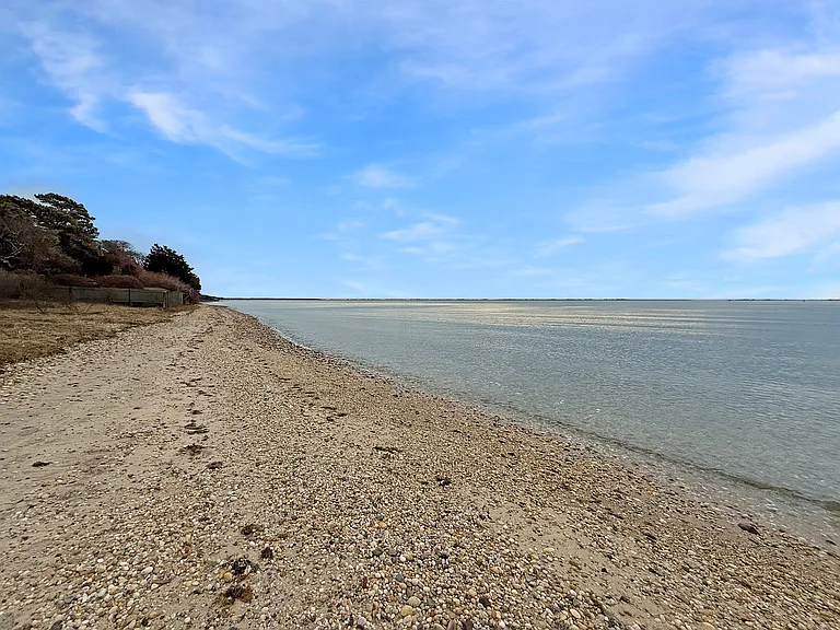 16 Peconic Rd — Photo 13
