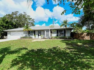 3357 Plantation Dr, Sarasota, FL 34231