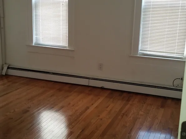 89 West 21st Street image 11 of 13