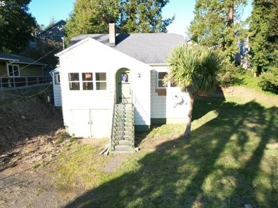 1217 W Marine Dr, Astoria, OR, 97103