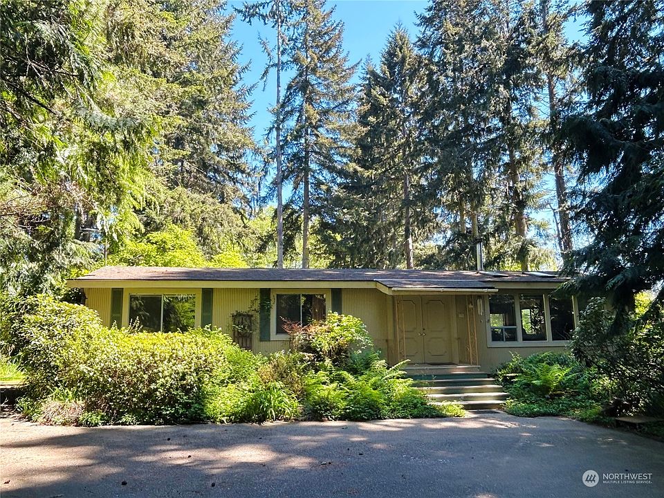 1st image of 13890 Sunrise Drive NE