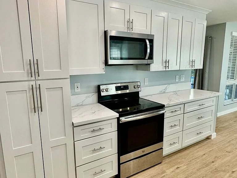 215 Euclid Avenue — Photo 12