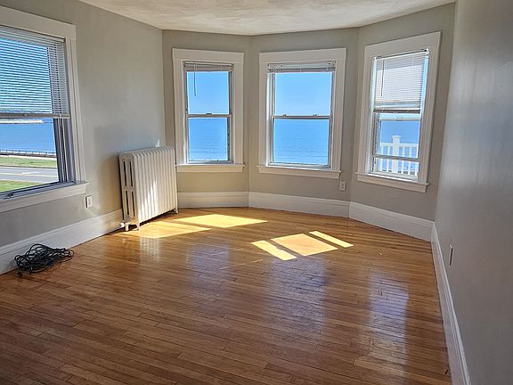 5th image of 21 Beach Rd #18922917