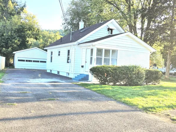 401 Willow St, Vestal, NY 13850