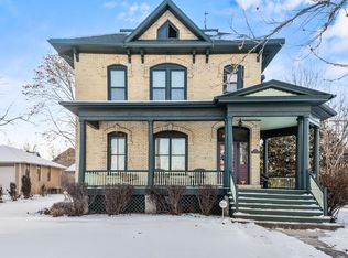 403 S Church St, Neenah, WI 54956