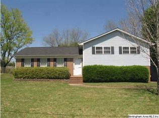 633 Creekview Dr, Pelham, AL 35124