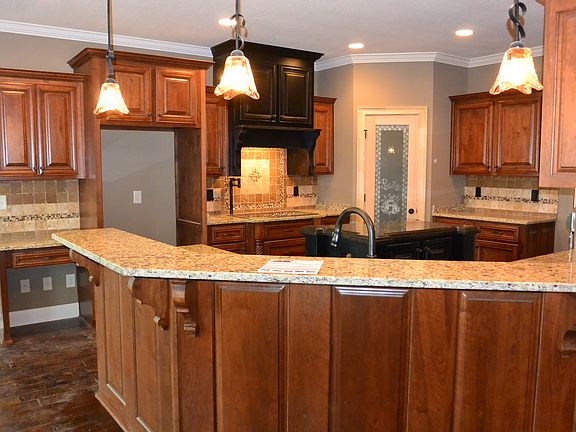 3rd image of 101 Kinley Ann Ct