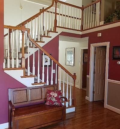 4th image of 4 Carriage Ct