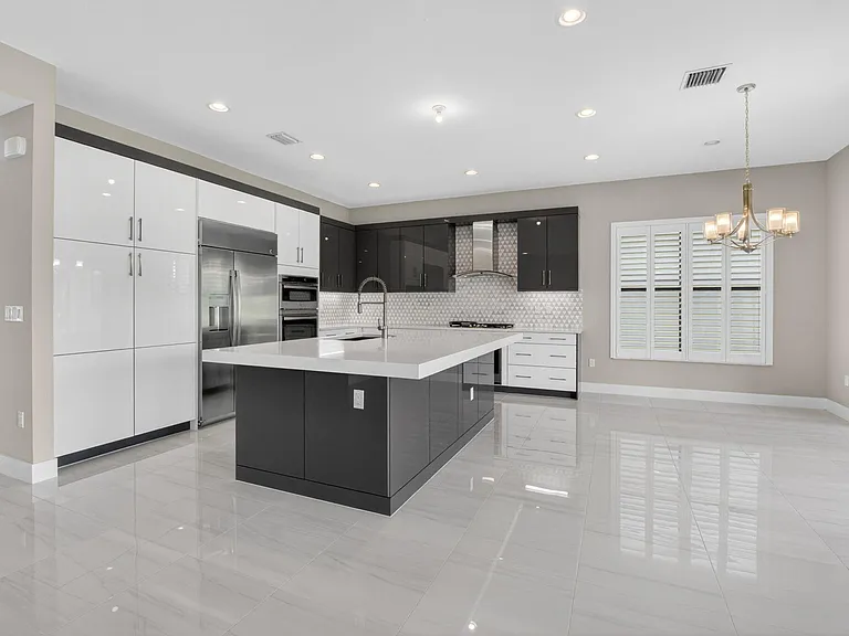 17089 Rainbow Falls Trl — Photo 17