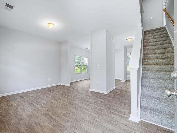 4th image of 4608 Miller Dr