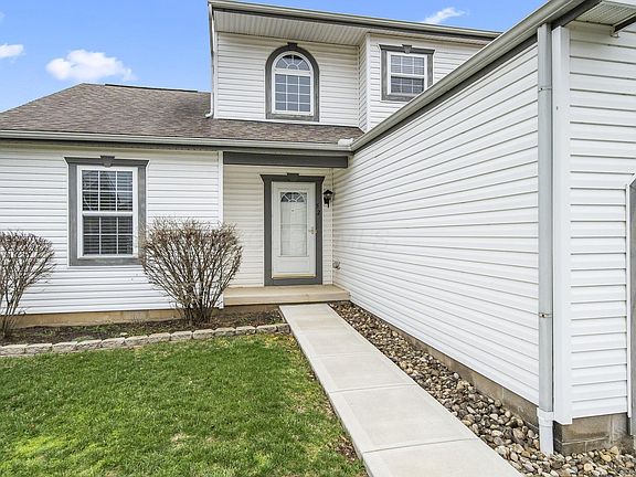 4th image of 52 River Bend Dr
