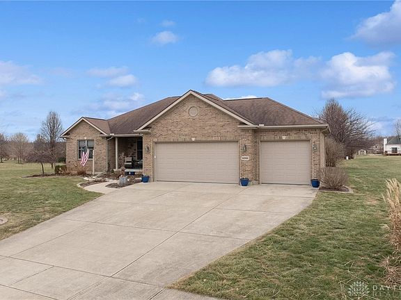 2nd image of 1061 Constitution Dr