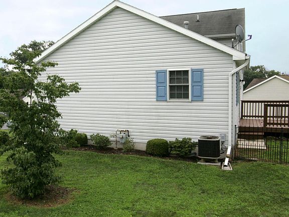 5th image of 872 Jay St #L-0030