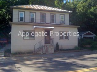 221 Myrtle St W APT 1, Stillwater, MN 55082