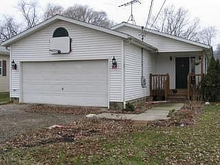 2nd image of 89 N Seneca St