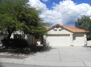 7565 E Camino Amistoso, Tucson, AZ 85750