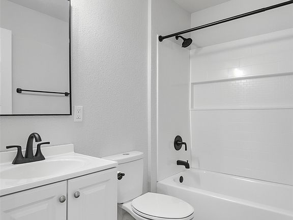 2nd image of 3745 W 43rd St