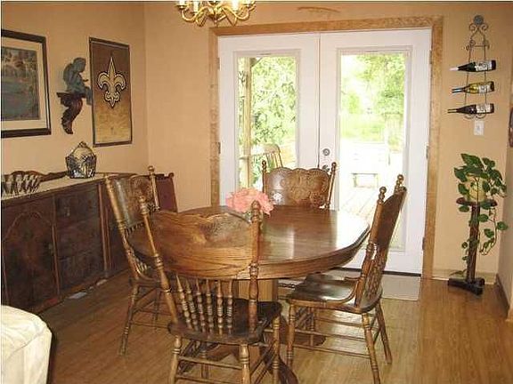 2nd image of 1085 Earlene Dr