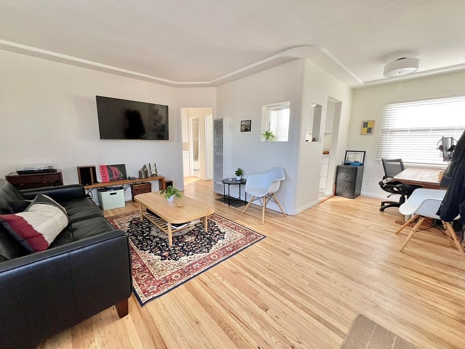 1st image of 4356 35th St