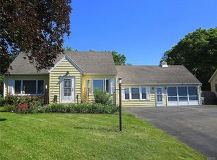 104 W Dauenhauer St, East Syracuse, NY 13057