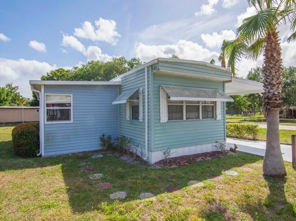 1 Silver Oak Lane, Port St Lucie, FL 34952