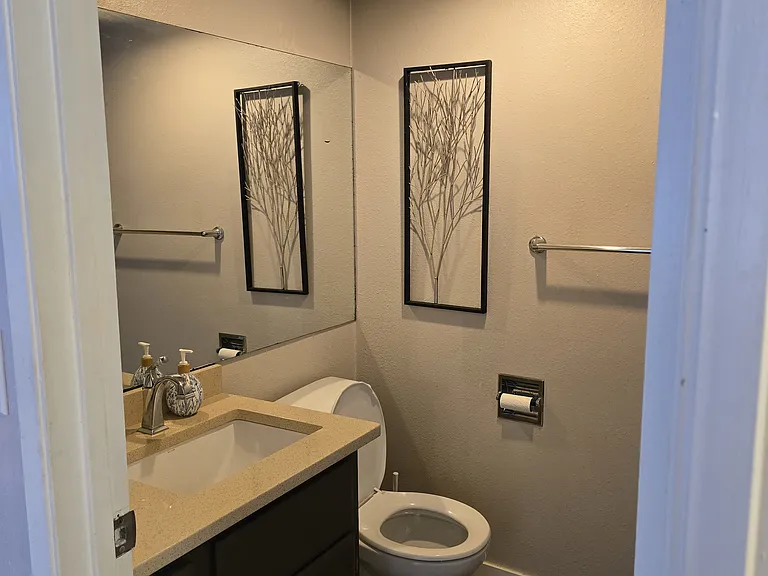 555 Dalgleish Dr #307 — Photo 16