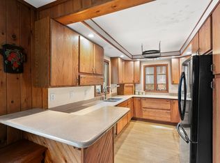 139 South Rd, Peru, MA 01235