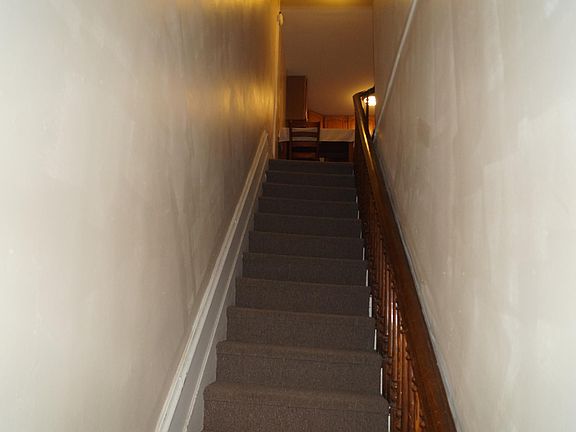 4th image of 146 1st Ave #2