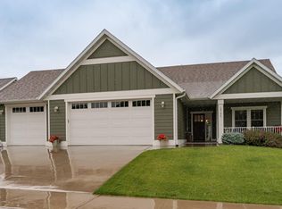 2745 Sand Trap Rd SE, Rochester, MN 55904
