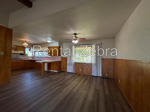 5th image of 2119 W State Highway 140