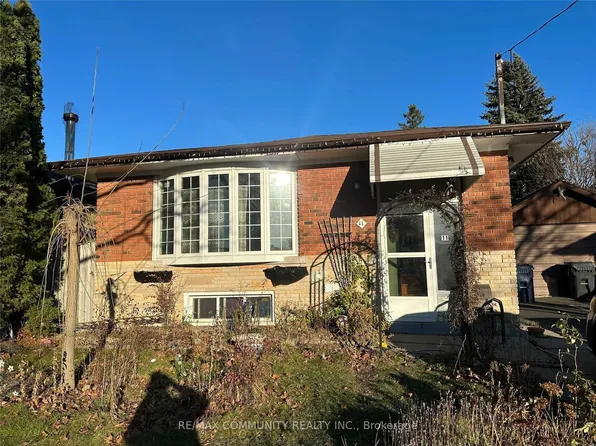 11 Ingrid Dr, Toronto, ON M1G 3A5