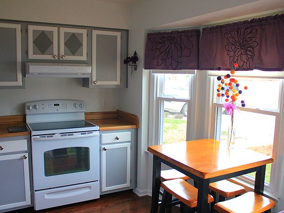4th image of 105 Elmhurst Ct