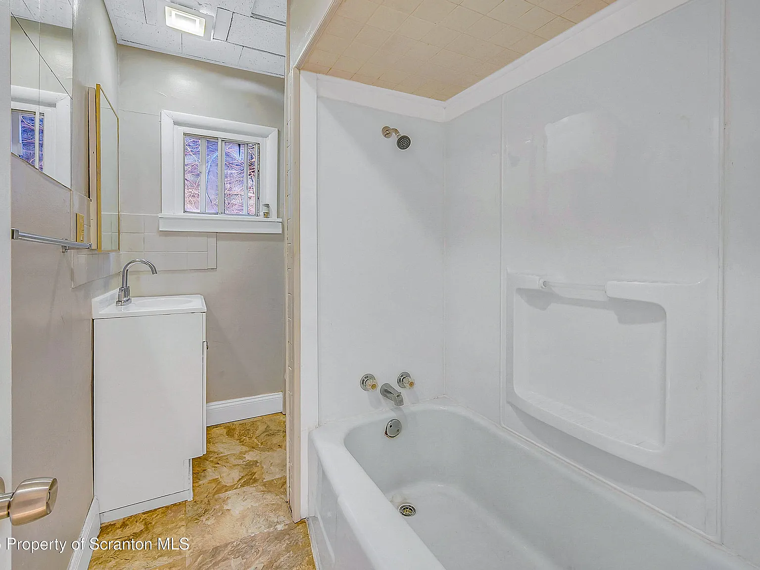 1 bed, 1.0 bath, 534 sqft, $795 — Photo 4
