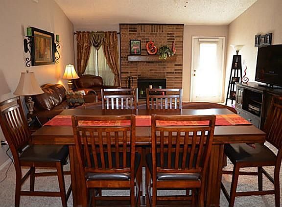 2nd image of 1730 Live Oak Ct