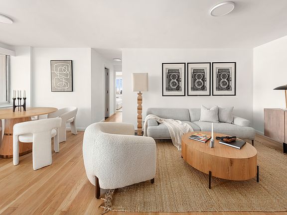 3rd image of 721 Columbus Ave #6I