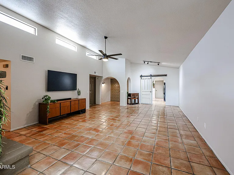 3013 W Phelps Rd — Photo 12