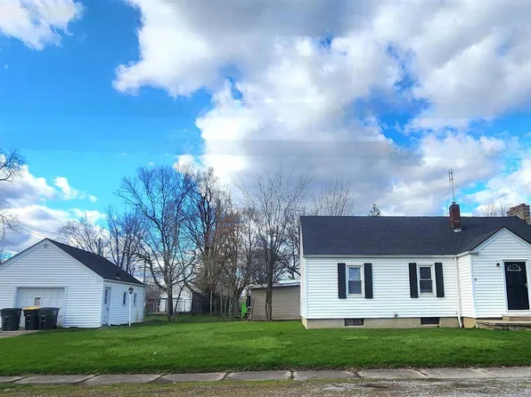 525 E Sherwood Ter, Fort Wayne, IN 46806