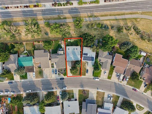 2nd image of 159 E Laval Blvd W