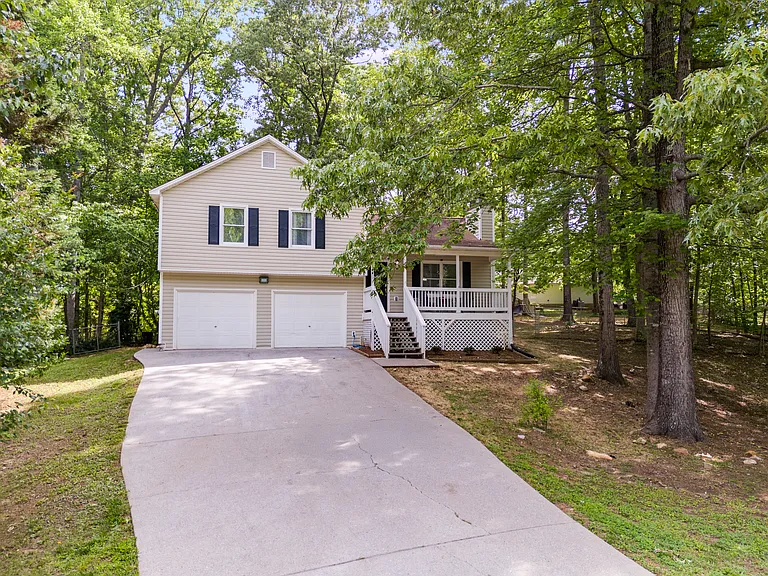 204 Wesley Mill Ln — Photo 39
