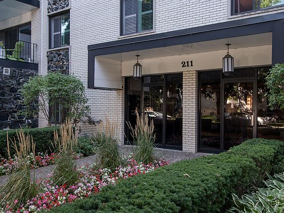 211 Elgin Ave, #6L