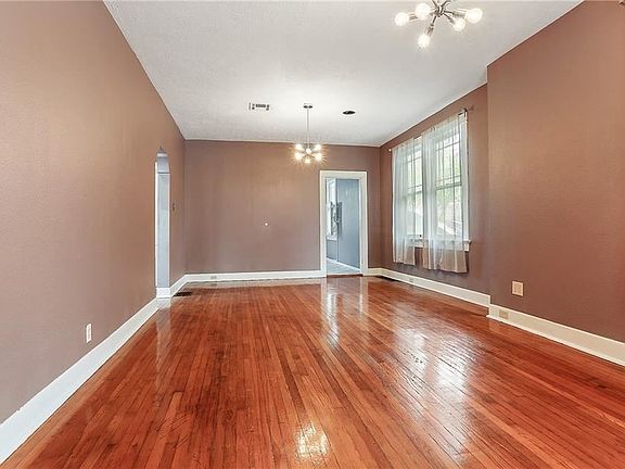 3rd image of 4474 Lafaye St