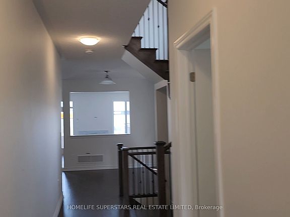 3rd image of 1499 Kitchen Ct N
