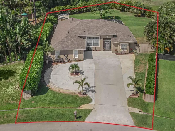140 SW Pilsner Circle, Port St Lucie, FL 34953
