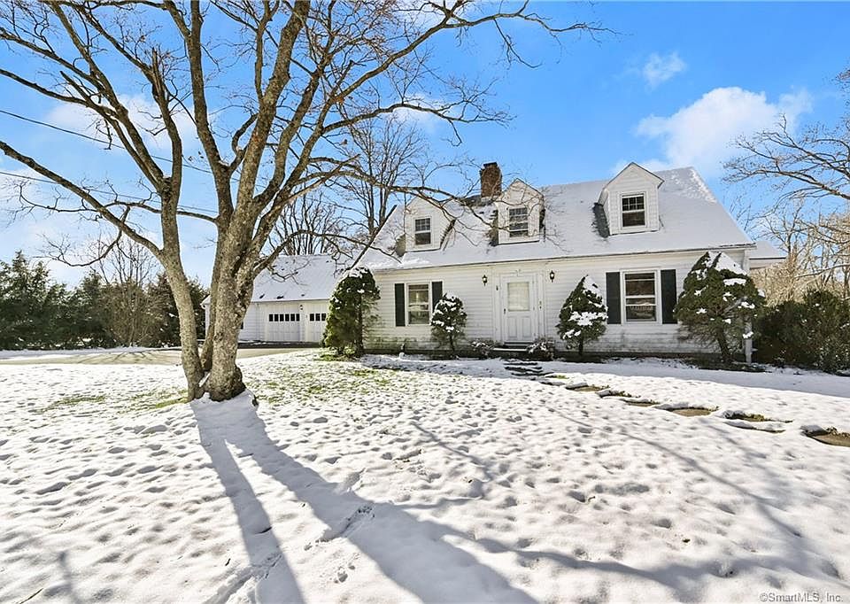 1st image of 62 Whisconier Rd
