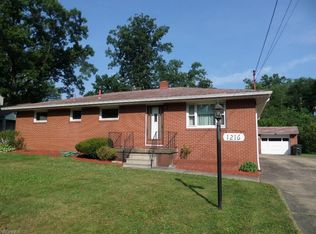 1216 Patchen Ave SE, Warren, OH 44484